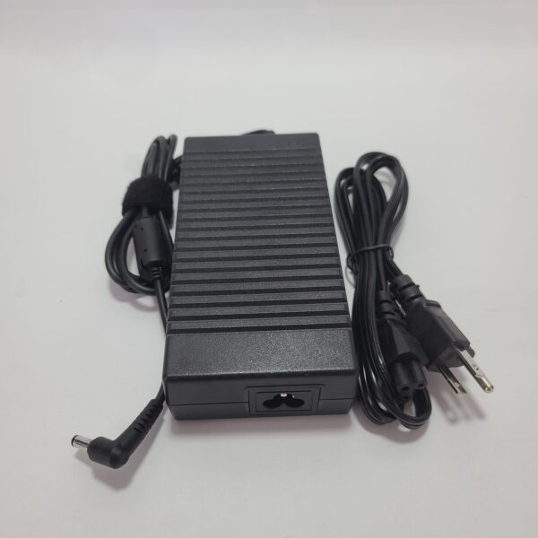 Cargador ASUS 150w compatible con toshiba, gigabyte - Imagen 2