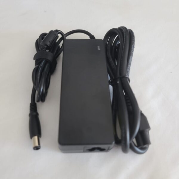 Cargador genérico tipo centrino 90W
