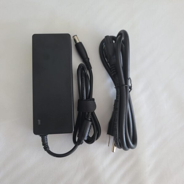 Cargador genérico tipo centrino 90W - Imagen 2